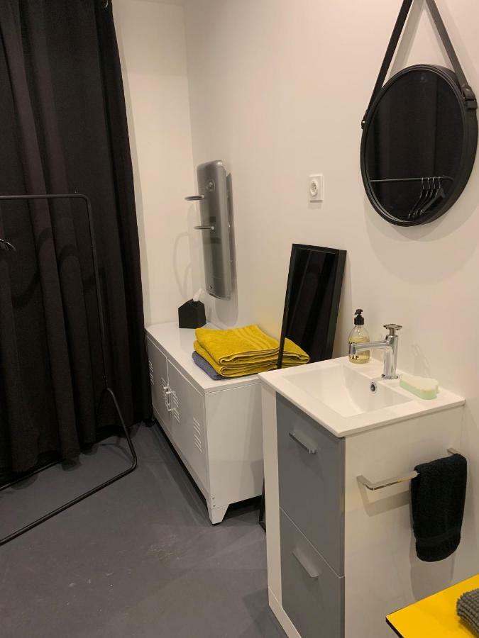 L'Atelier Apartment เลอม็องส์ ภายนอก รูปภาพ